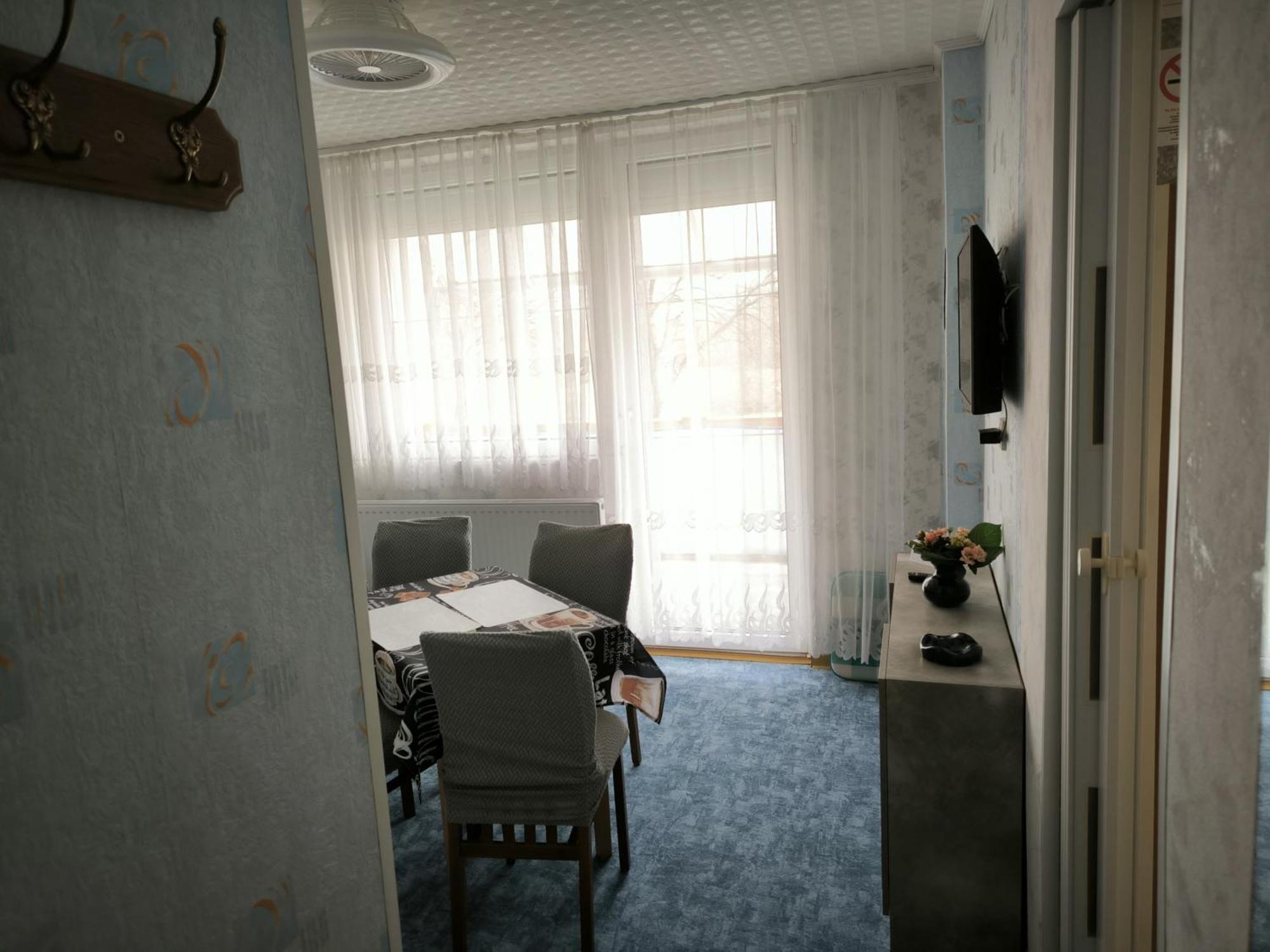 Karolin Apartman Bük Eksteriør billede